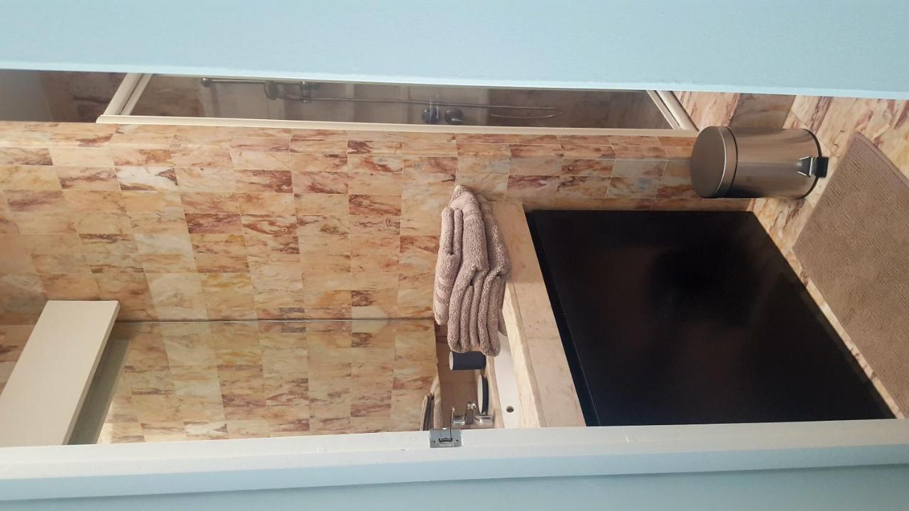 Les Peintures De Jean Acomodação com café da manhã Sète Exterior foto